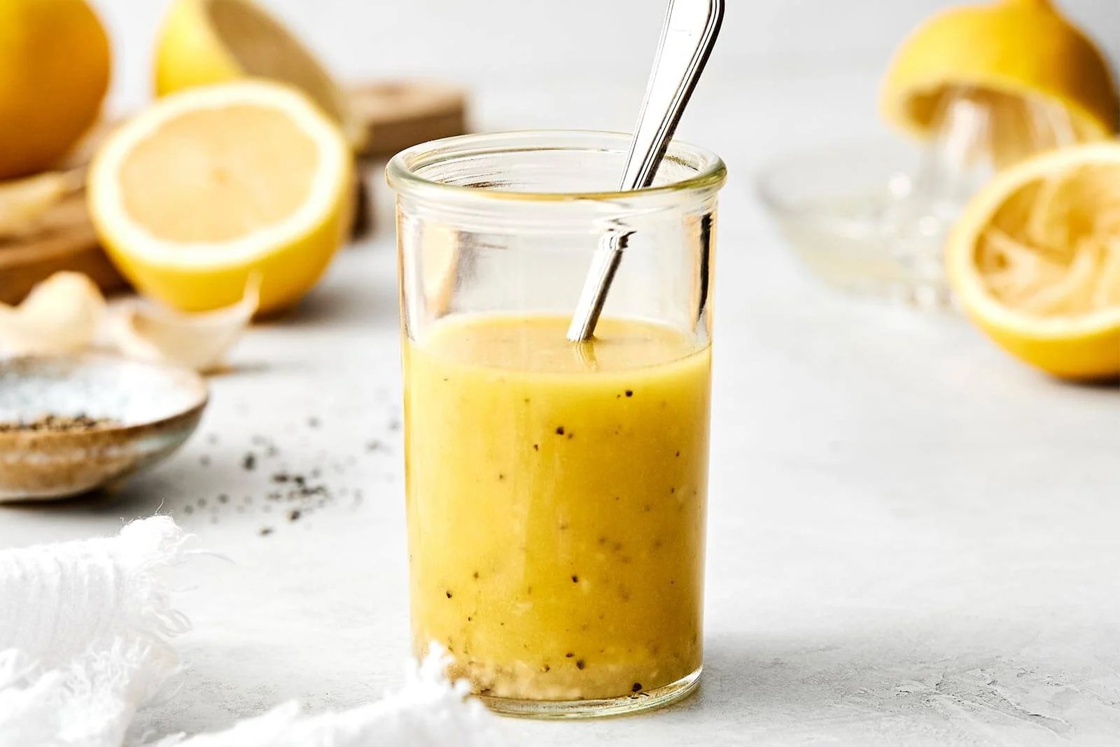 Make Your Own Lemon Vinaigrette: Healthier & Preservative-Free